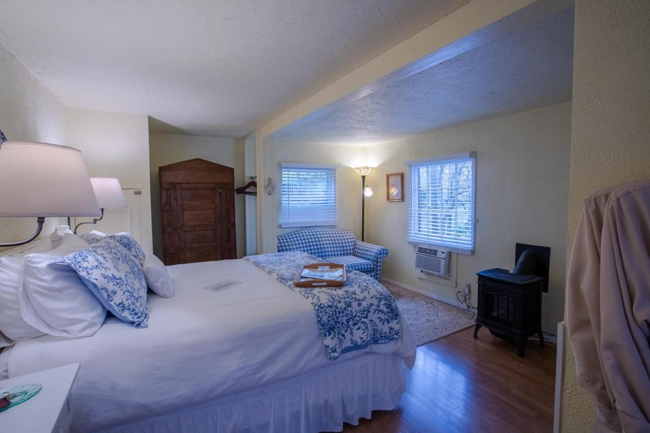 5 Ojo Inn Bed And Breakfast Eureka Springs Exterior foto